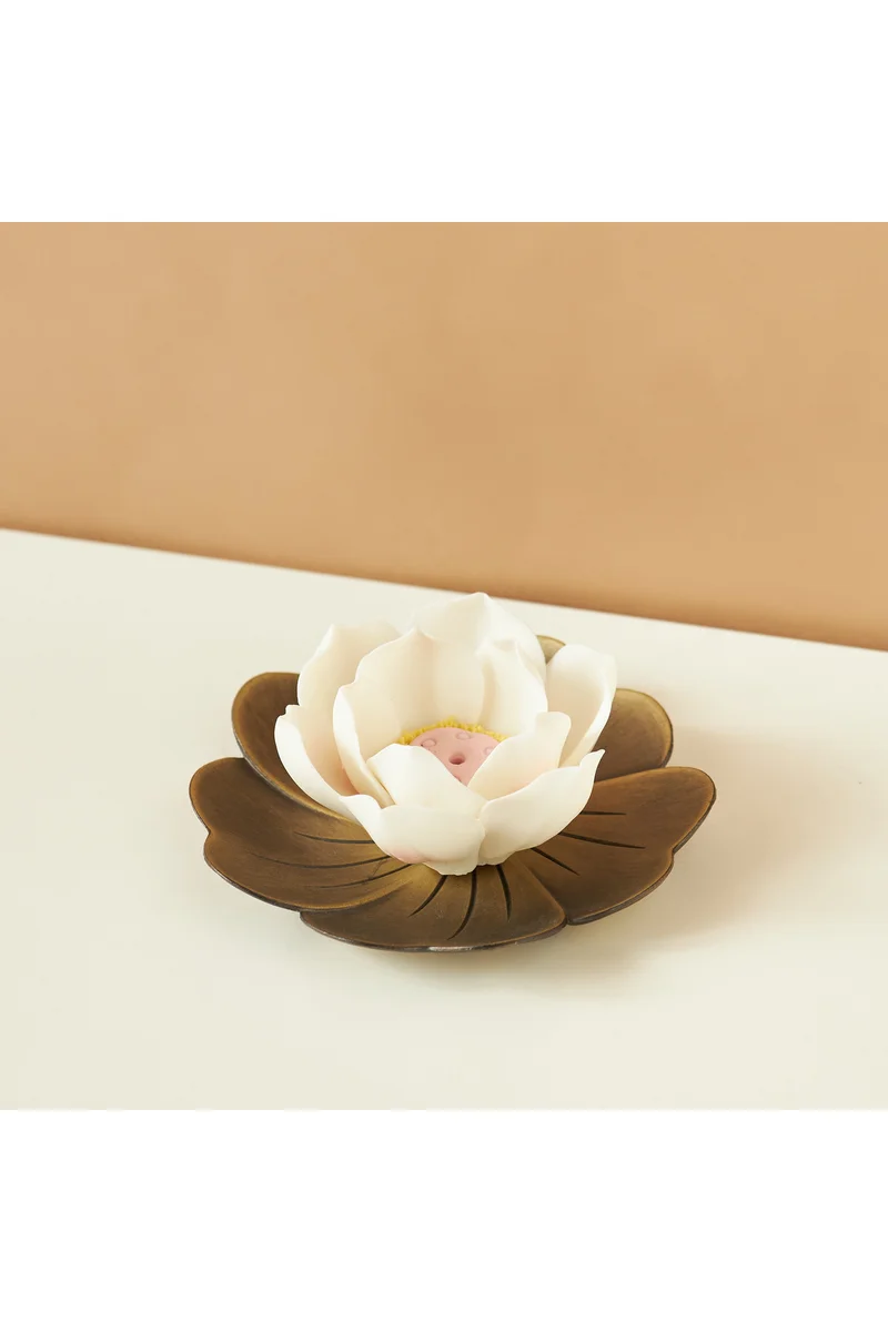 LIFESTYLE Decorative Lotus Flower Incense Holder